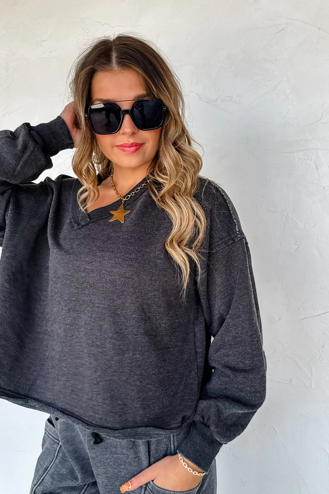 Faded Feels V Neck Pullover