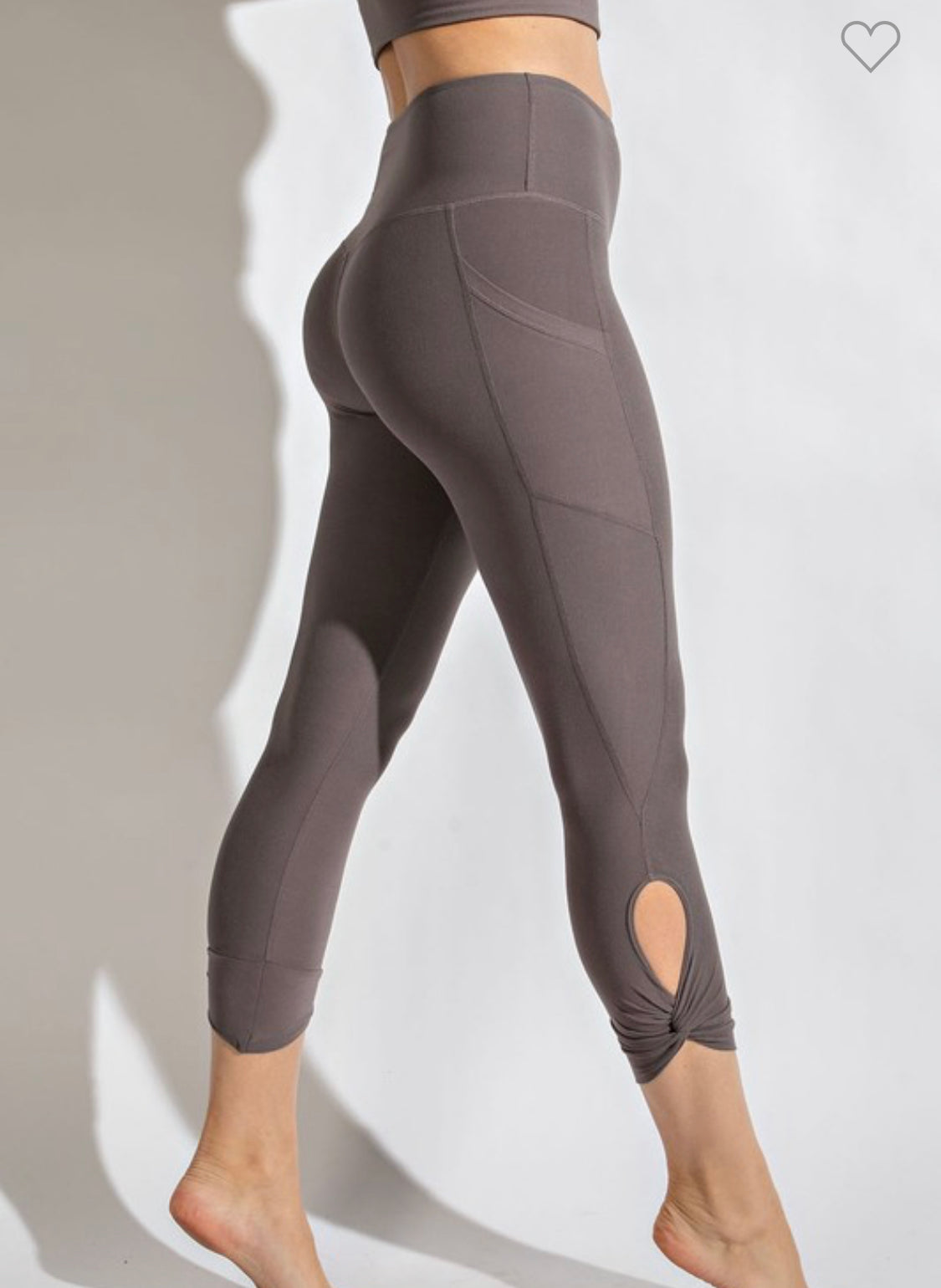 Twist Keyhole Yoga Capri