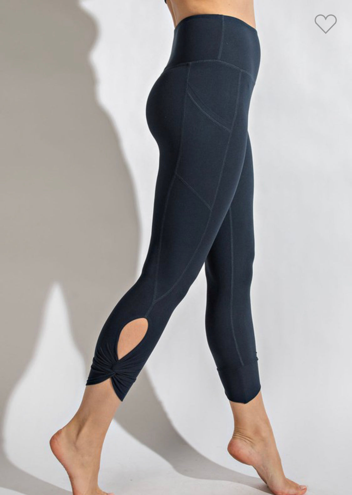 Twist Keyhole Yoga Capri