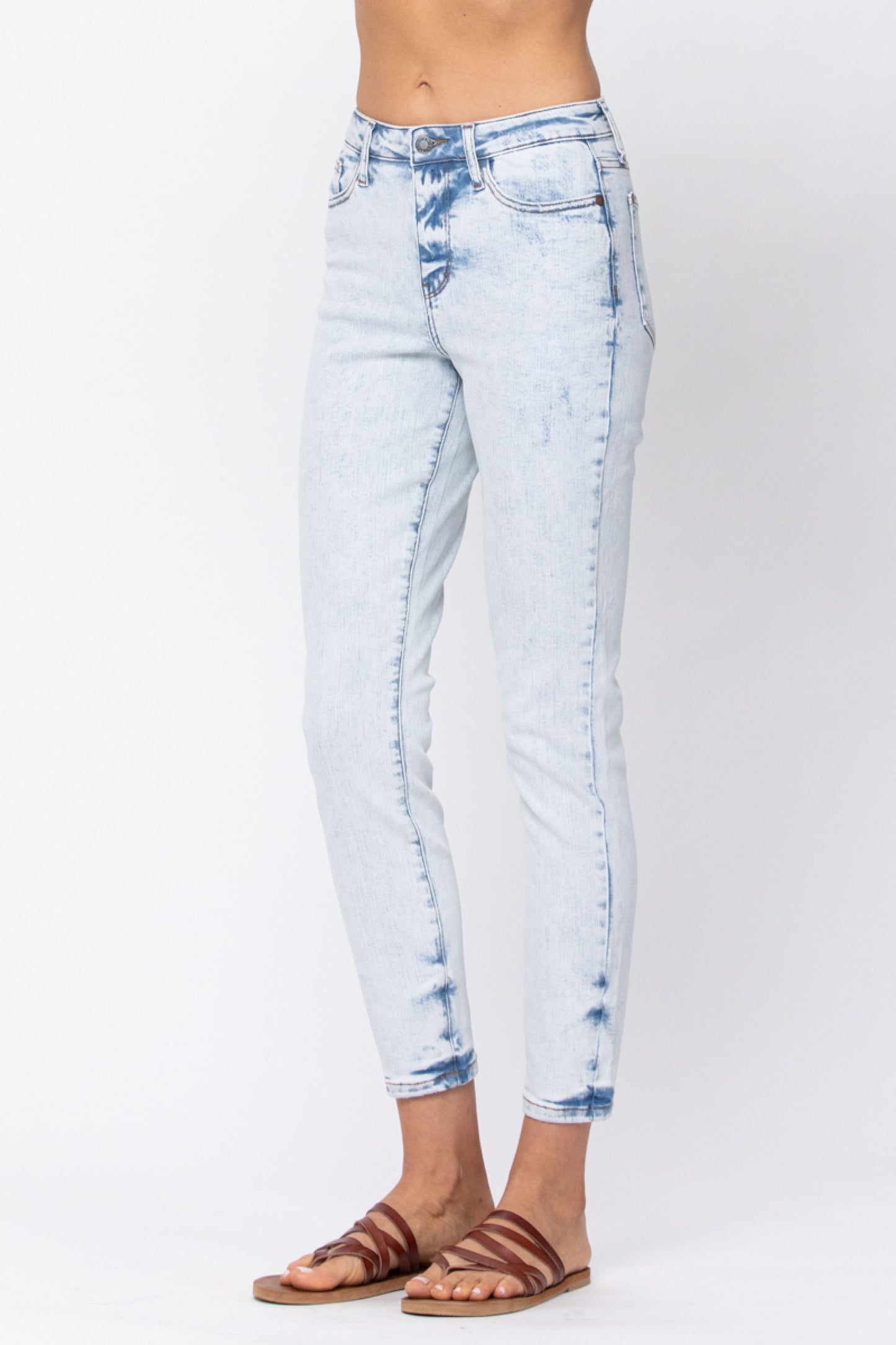 Not Your Mom’s Acid Wash Slim Fit Judy Blue Jeans